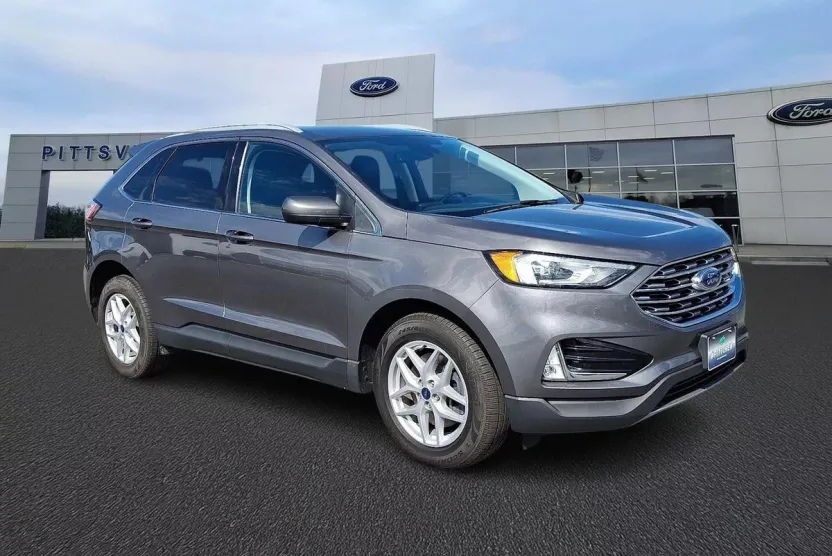 2021 Ford Edge SEL photo 1