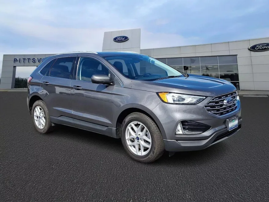 2021 Ford Edge SEL photo 1