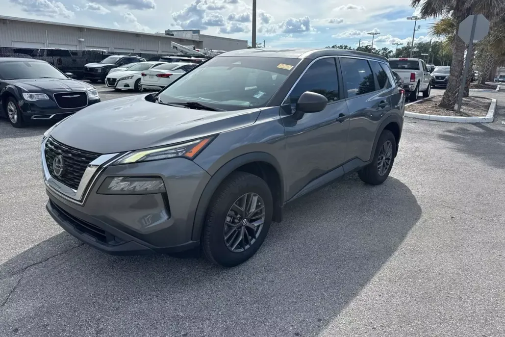 2021 Nissan Rogue S photo 1