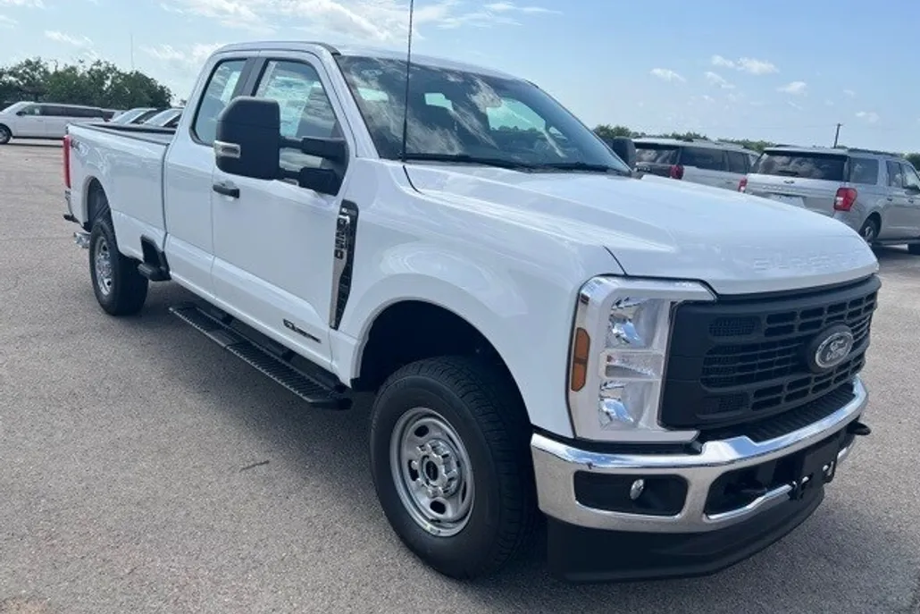 2025 Ford F-250 XL photo 1