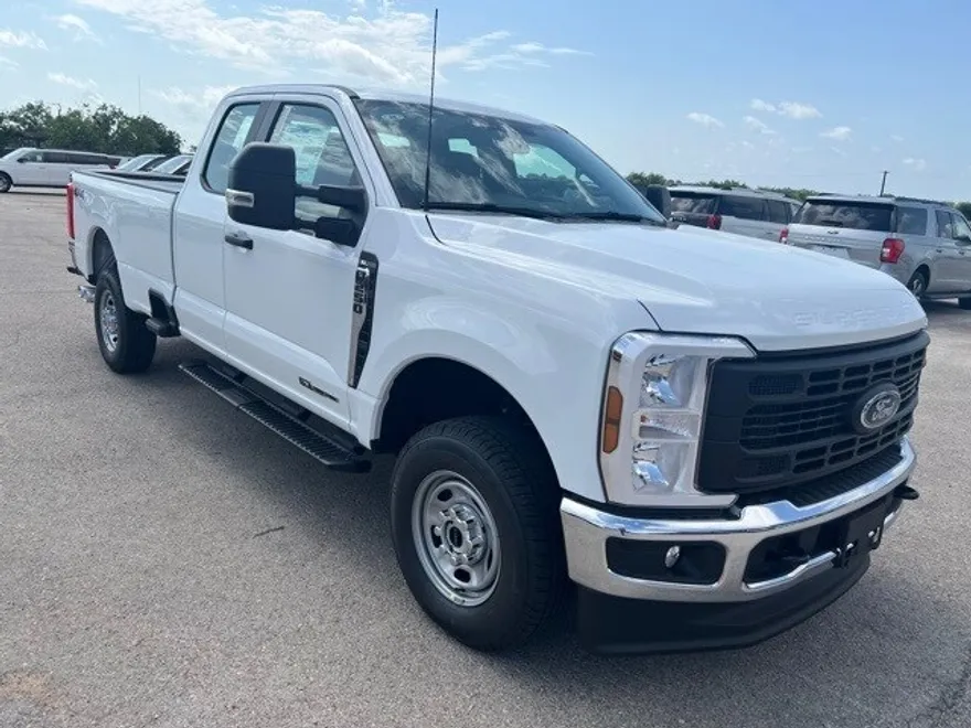 2025 Ford F-250 XL photo 1