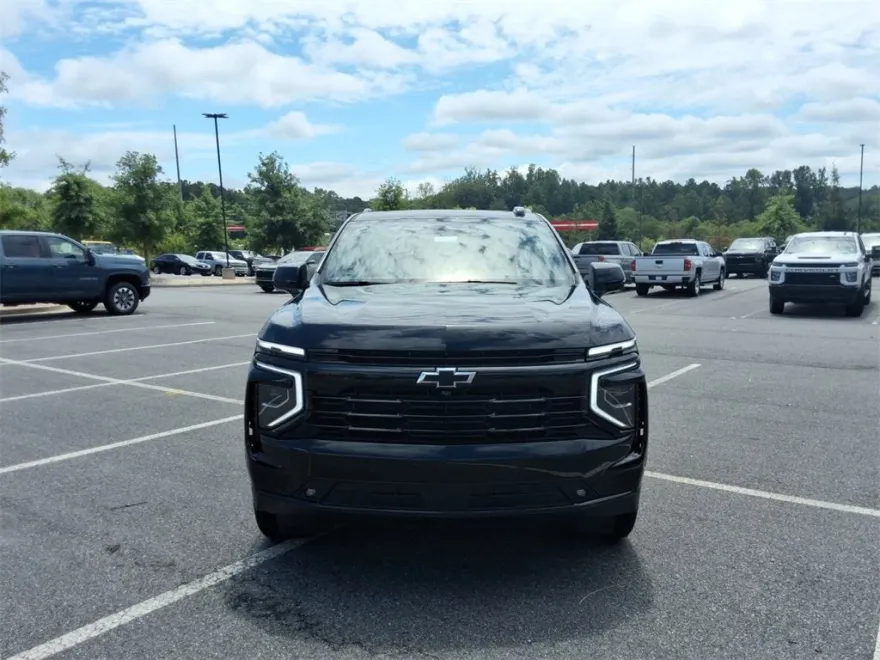 2025 Chevrolet Suburban RST photo 1