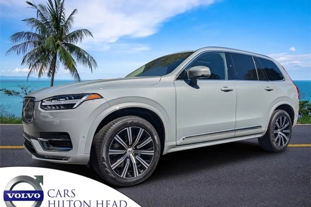 2025 Volvo XC90 Plus photo 1