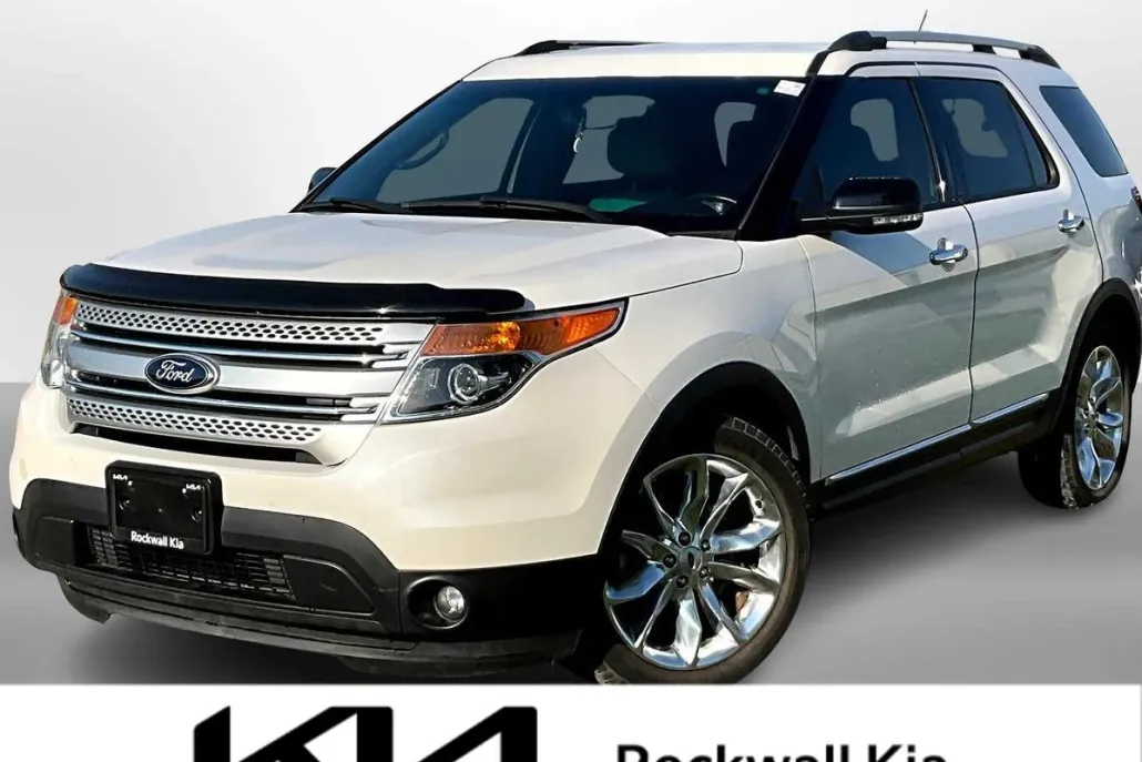 2013 Ford Explorer XLT photo 1