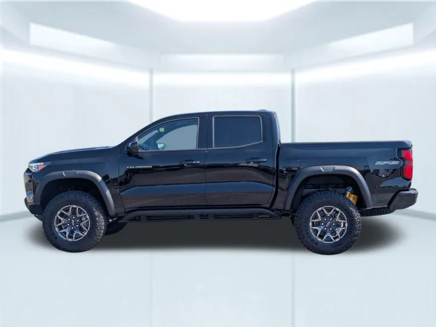 2026 Chevrolet Colorado ZR2 photo 1