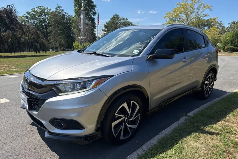 2020 Honda HR-V Sport photo 1
