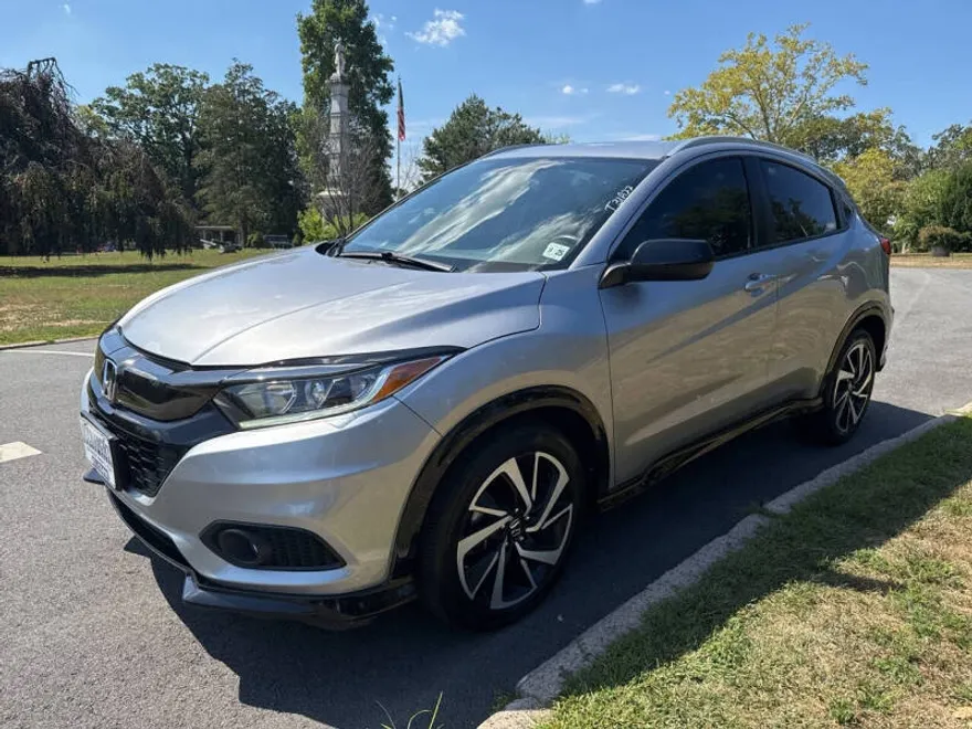 2020 Honda HR-V Sport photo 1