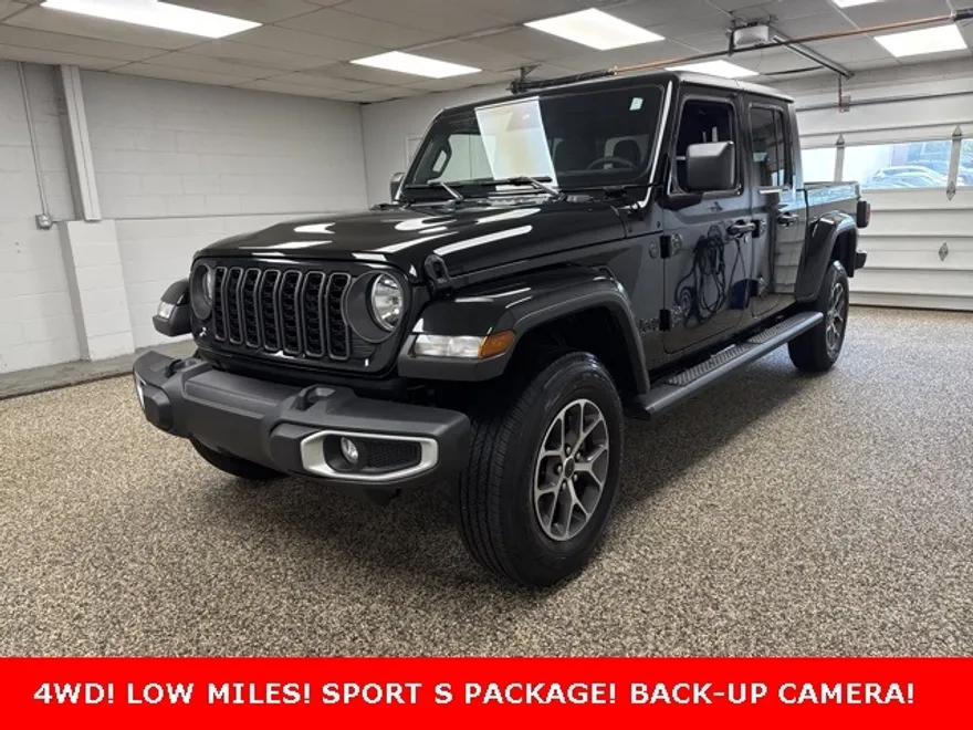 2024 Jeep Gladiator Sport S photo 1