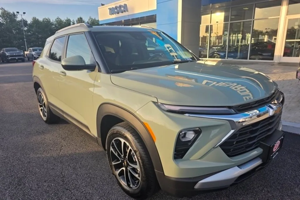 2026 Chevrolet Trailblazer LT photo 1