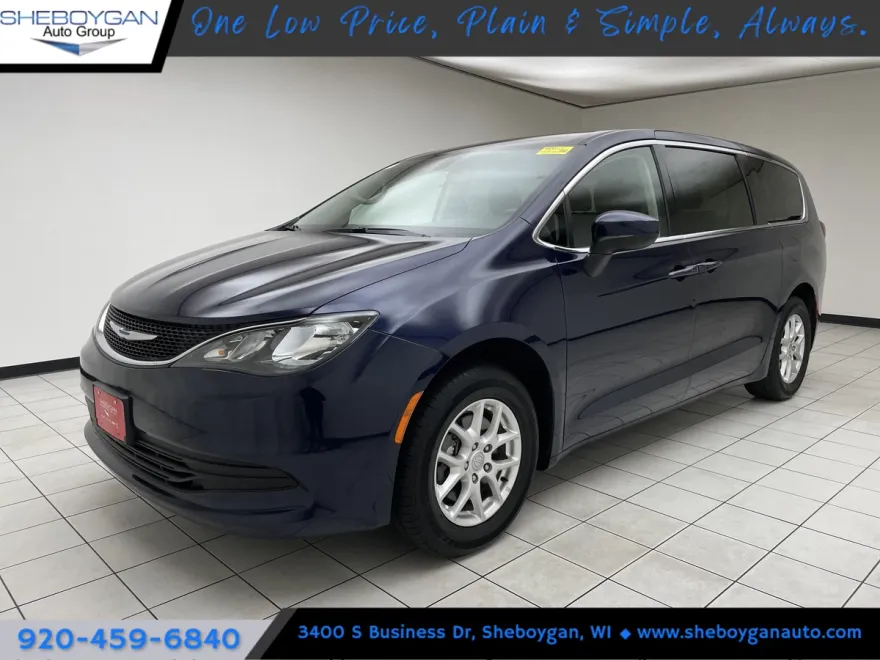 2018 Chrysler Pacifica LX photo 1