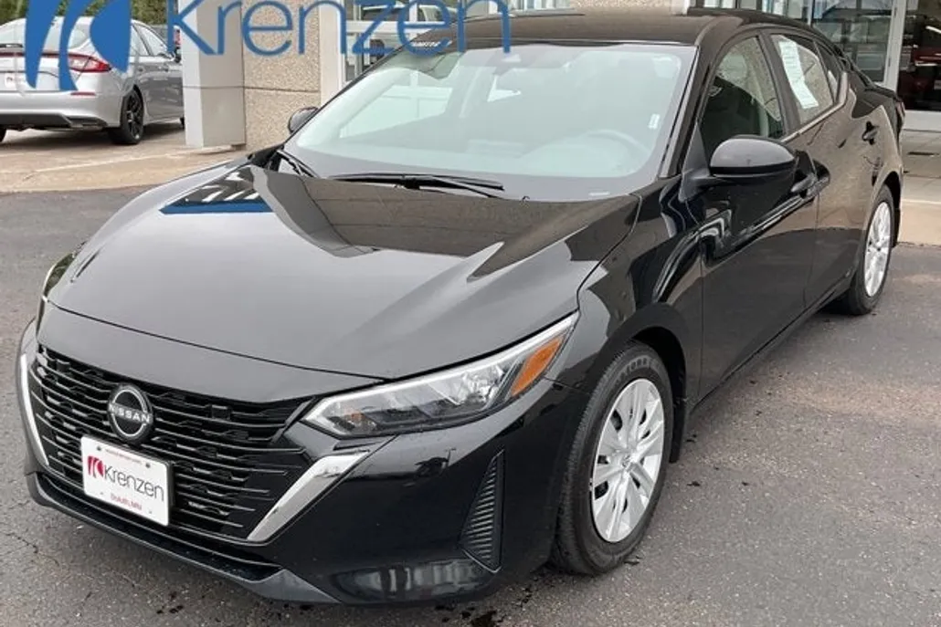 2024 Nissan Sentra S photo 1
