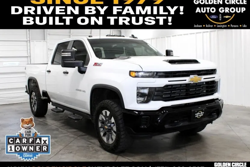 2024 Chevrolet Silverado 2500HD Custom photo 1