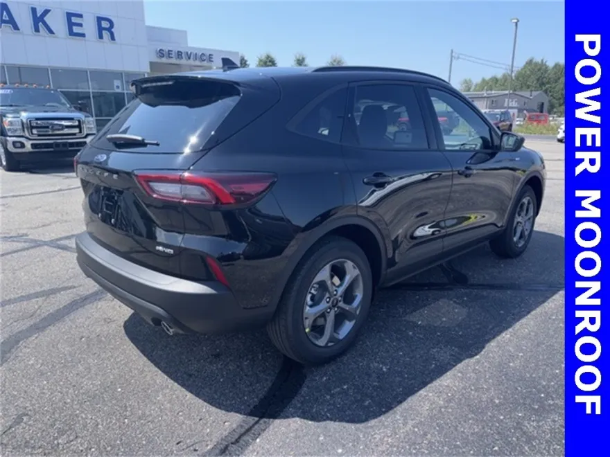 2025 Ford Escape ST-Line photo 1