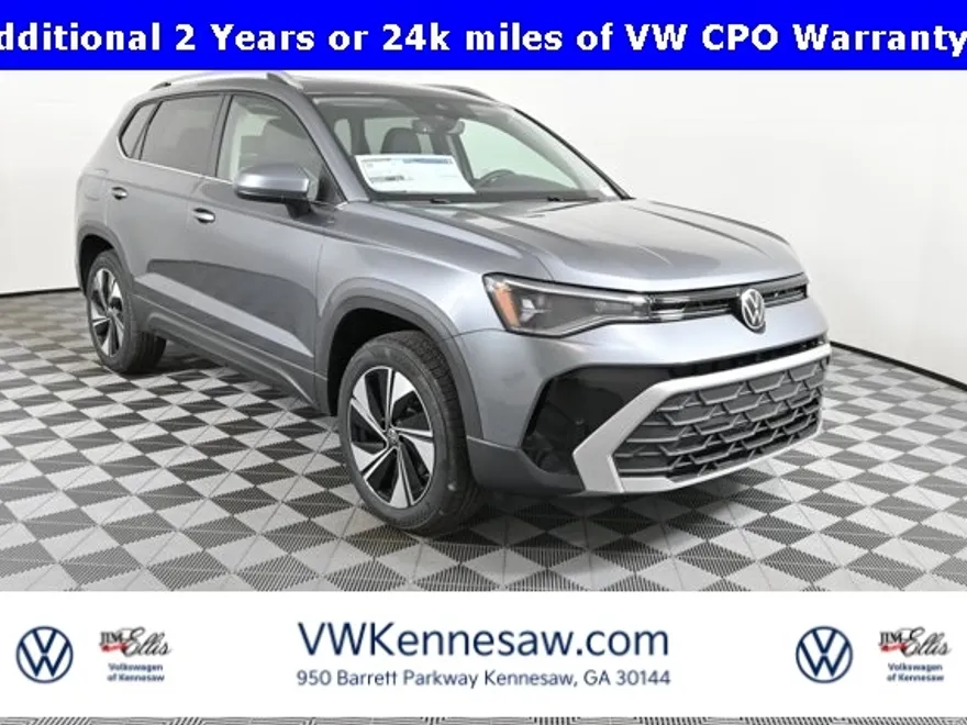 2025 Volkswagen Taos SE photo 1