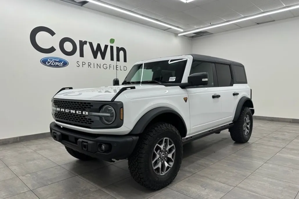 2025 Ford Bronco Badlands photo 1