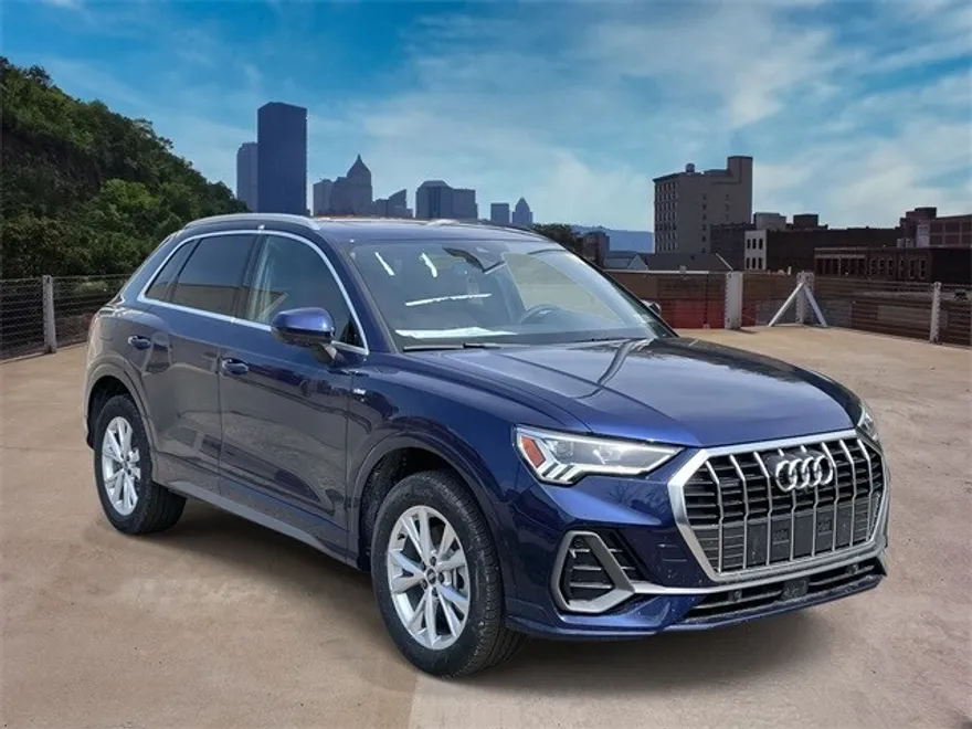 2025 Audi Q3 Premium Plus S line photo 1