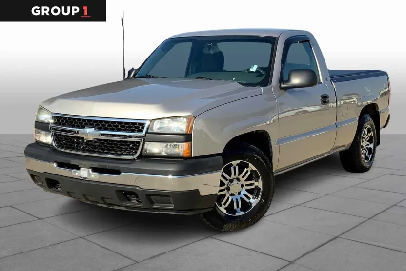 2007 Chevrolet Silverado 1500 LS photo 1