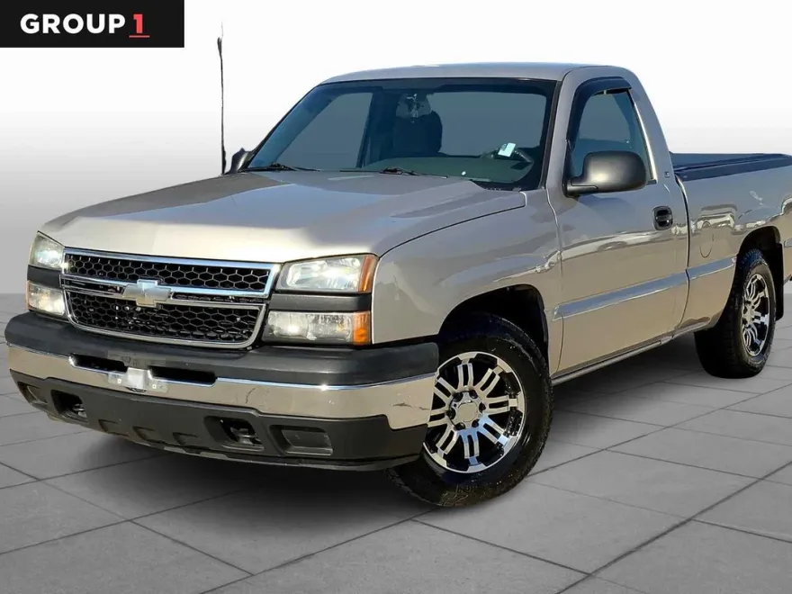 2007 Chevrolet Silverado 1500 LS photo 1
