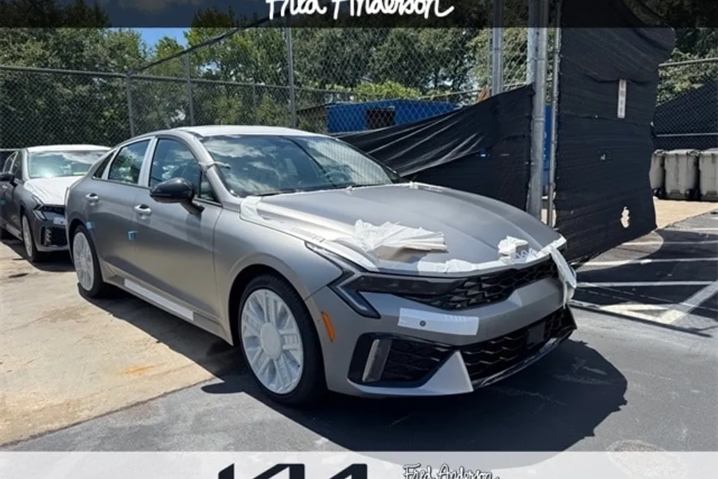2026 Kia K5 GT photo 1