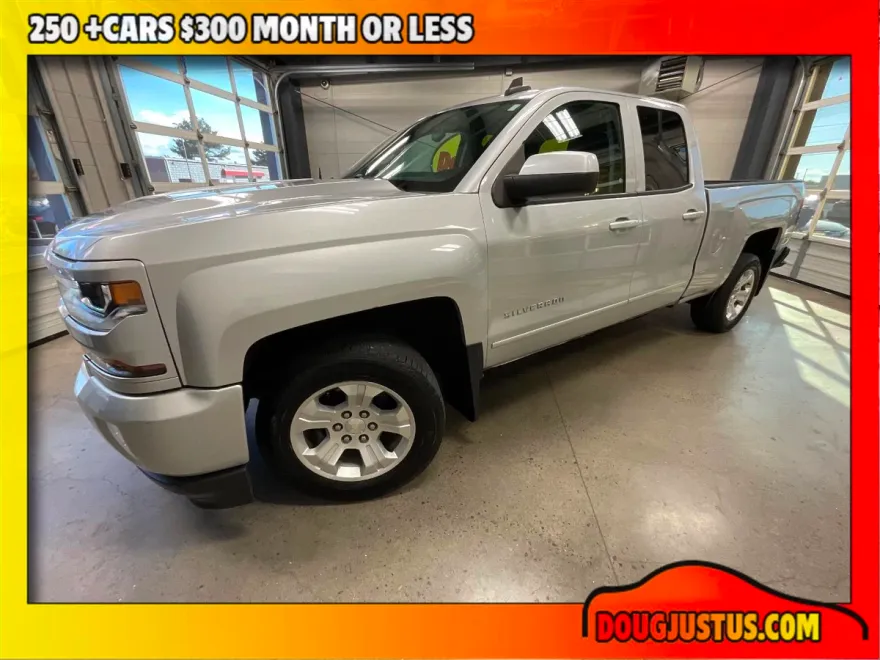 2017 Chevrolet Silverado 1500 LT photo 1