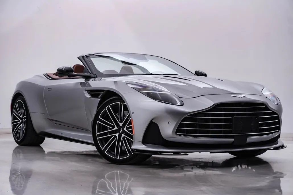 2025 Aston Martin DB12 AM5 photo 1