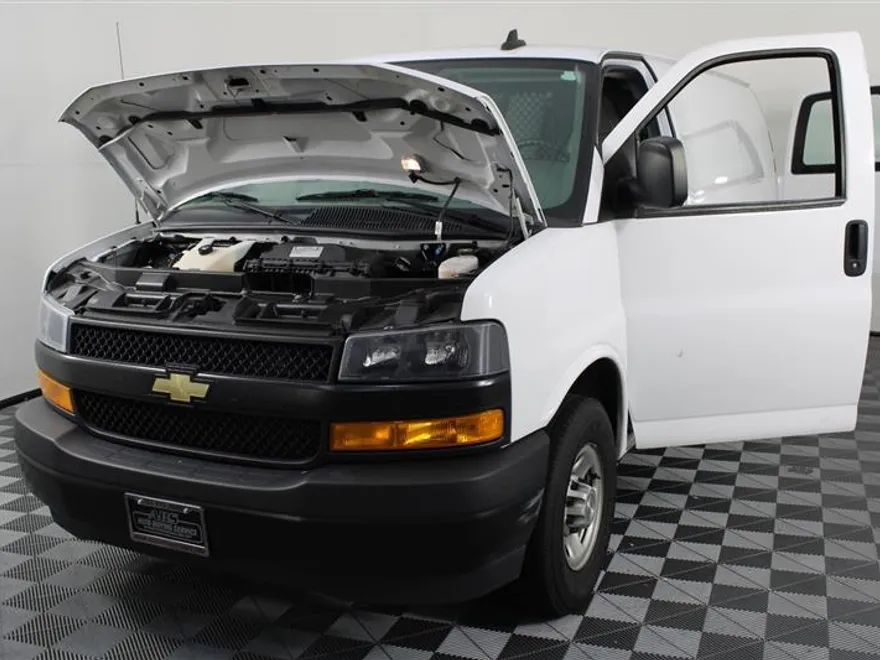 2021 Chevrolet Express 2500 Cargo photo 1