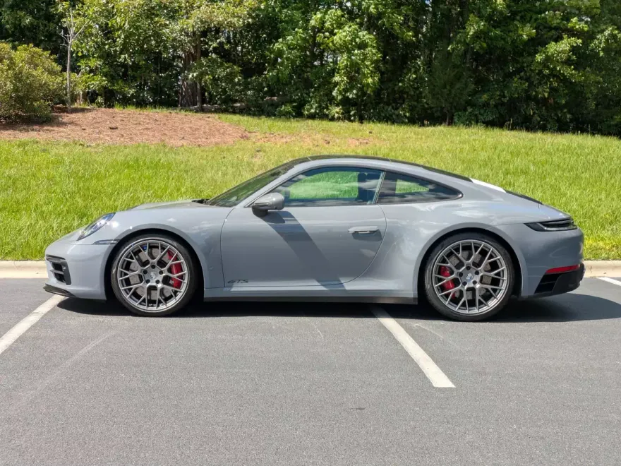 2024 Porsche 911 GTS photo 1