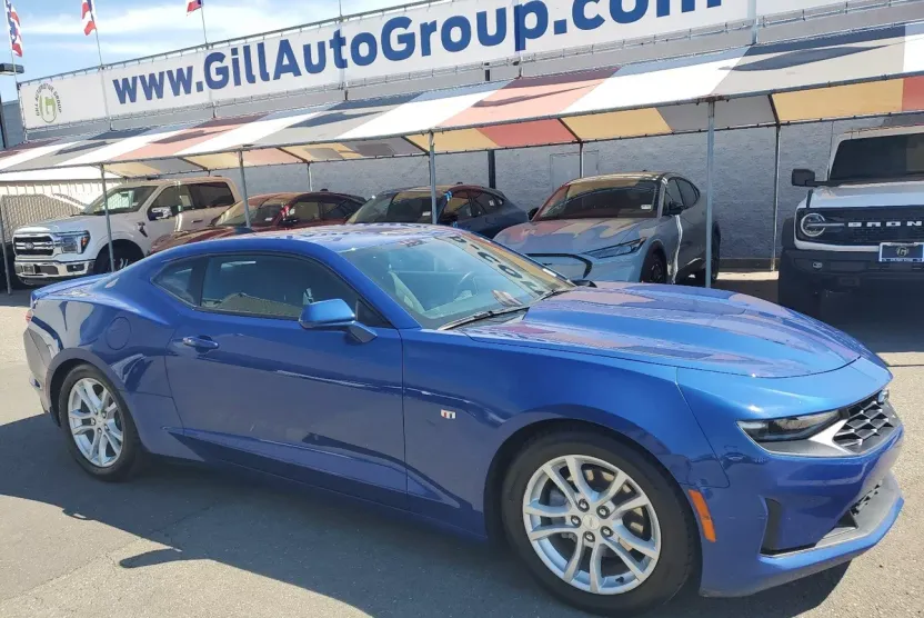 2021 Chevrolet Camaro 1LS photo 1