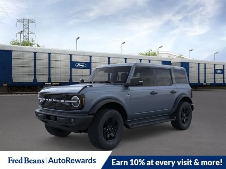 2025 Ford Bronco Outer Banks photo 1