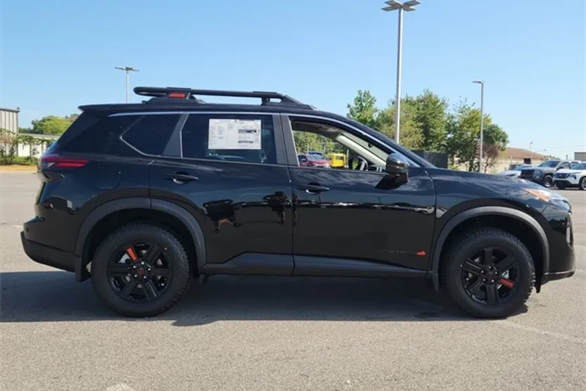 2026 Nissan Rogue SV photo 1