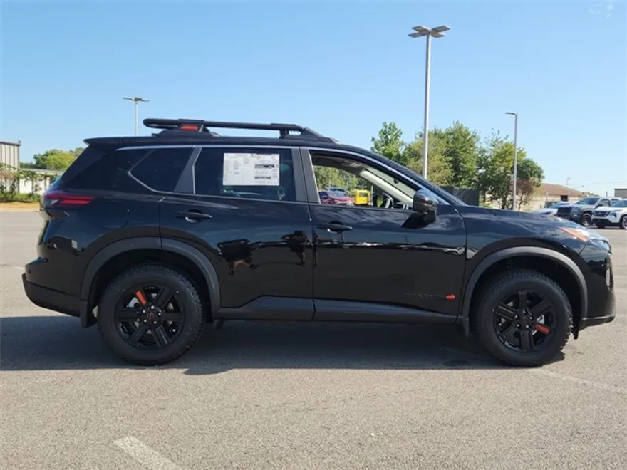 2026 Nissan Rogue SV photo 1