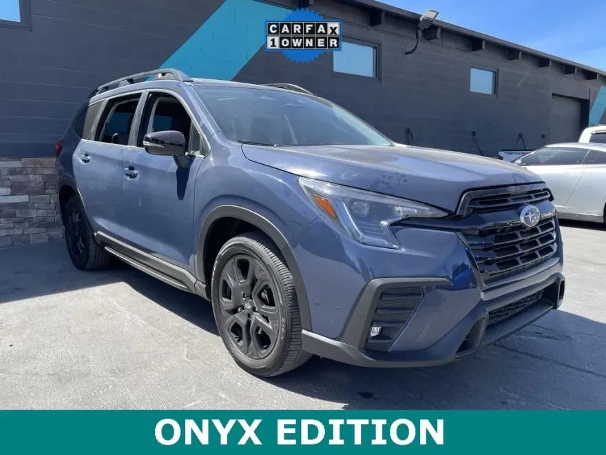 2023 Subaru Ascent Onyx Edition photo 1