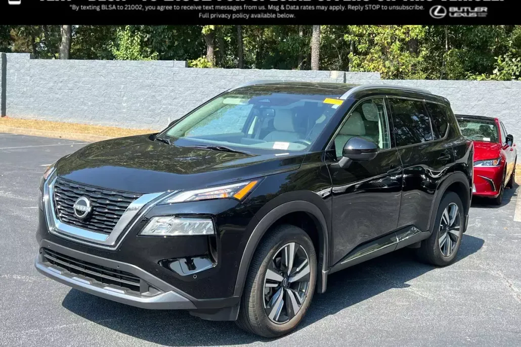 2023 Nissan Rogue SL photo 1