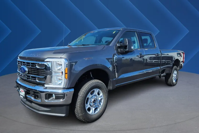 2026 Ford F-250 XLT photo 1