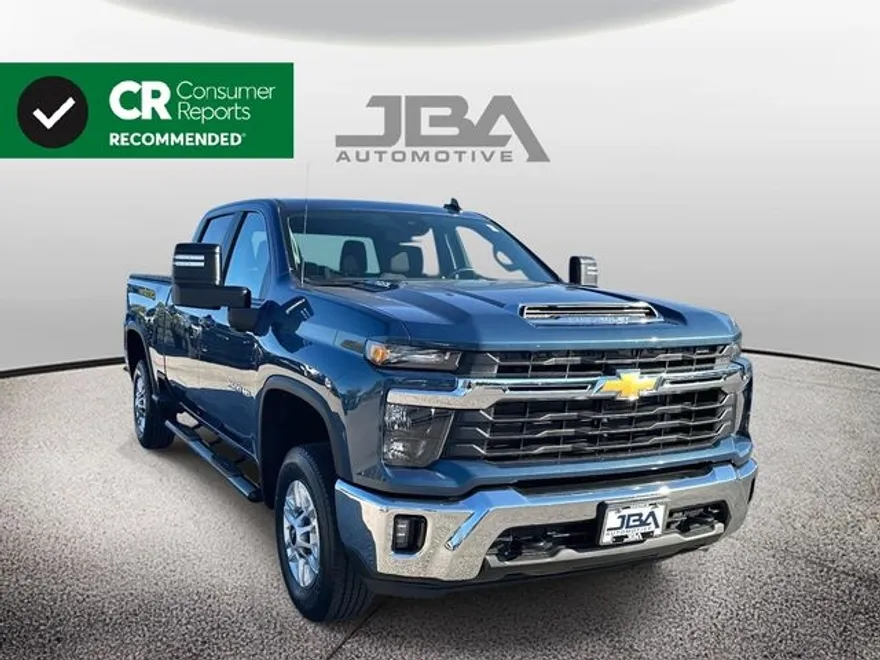 2025 Chevrolet Silverado 2500HD LT photo 1