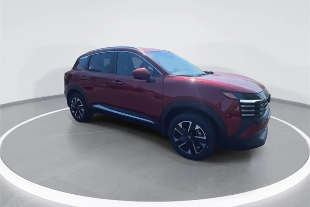 2025 Nissan Kicks SV photo 1