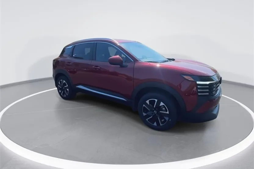 2025 Nissan Kicks SV photo 1