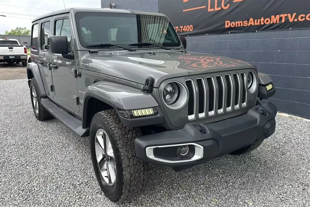 2019 Jeep Wrangler Unlimited Sahara Sport photo 1