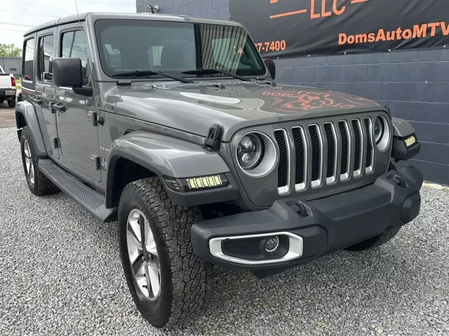2019 Jeep Wrangler Unlimited Sahara Sport photo 1