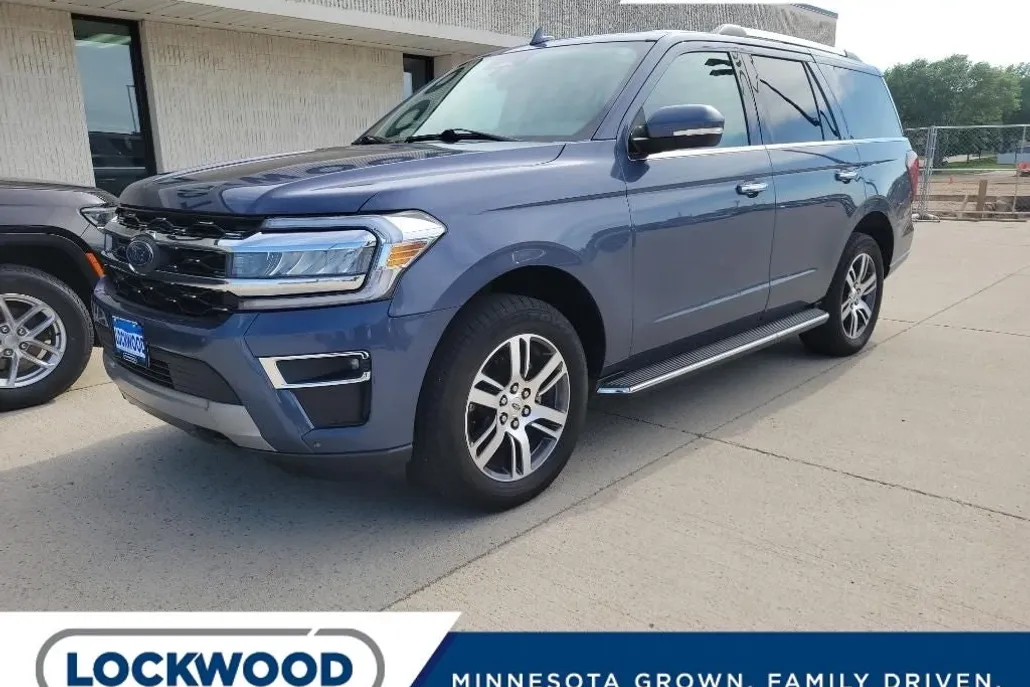 2023 Ford Expedition Limited photo 1