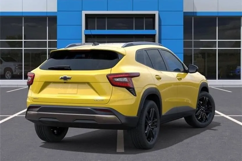 2025 Chevrolet Trax ACTIV photo 1