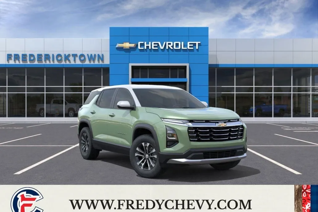 2026 Chevrolet Equinox LT photo 1