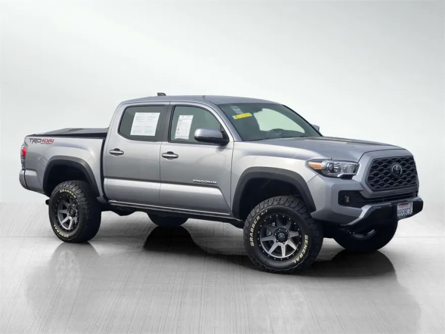 2021 Toyota Tacoma TRD Off-Road photo 1