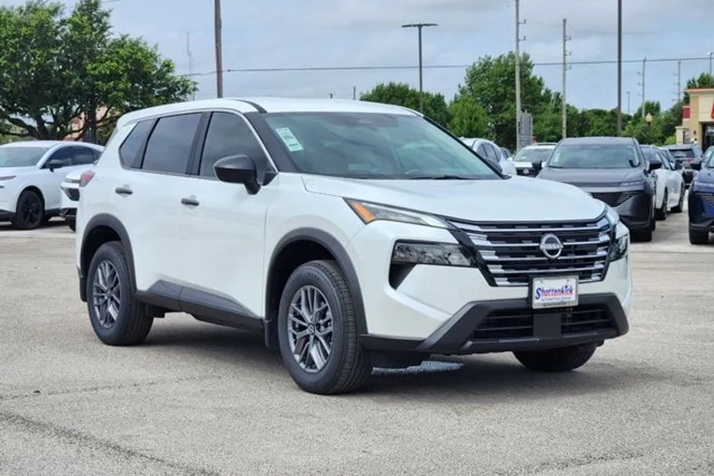 2025 Nissan Rogue S photo 1