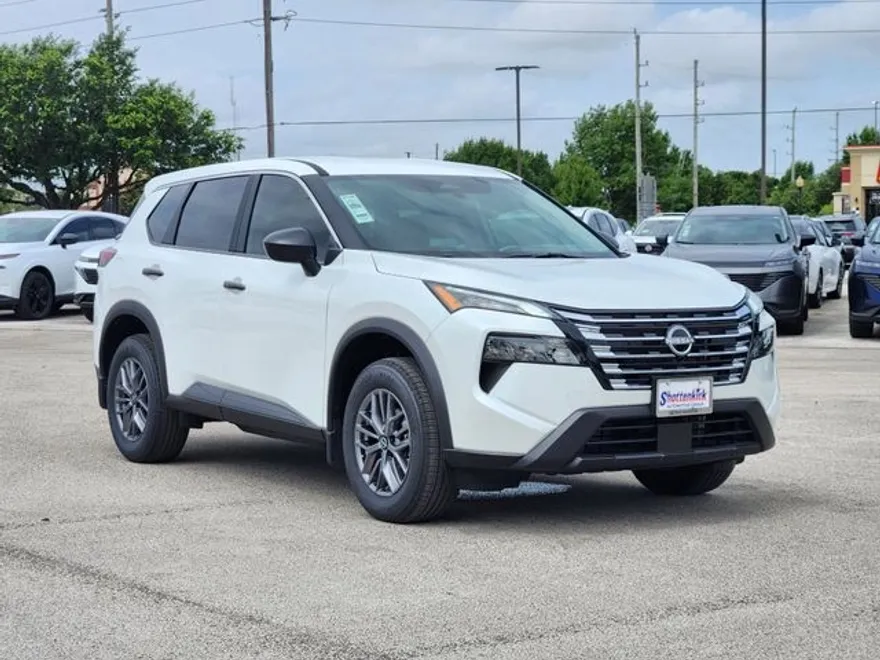2025 Nissan Rogue S photo 1