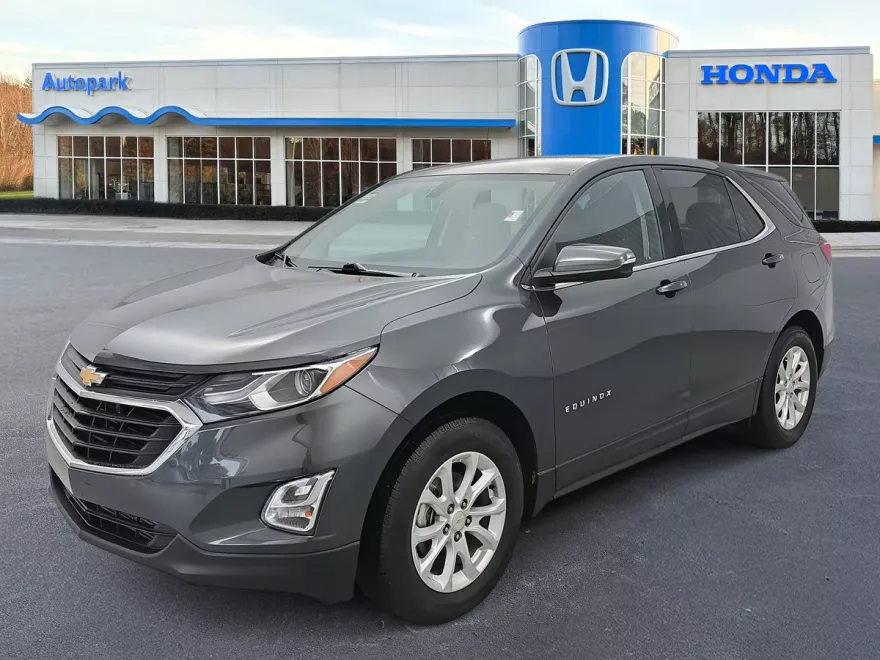 2018 Chevrolet Equinox LT photo 1