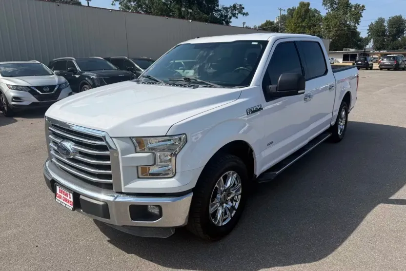 2015 Ford F-150 XLT photo 1