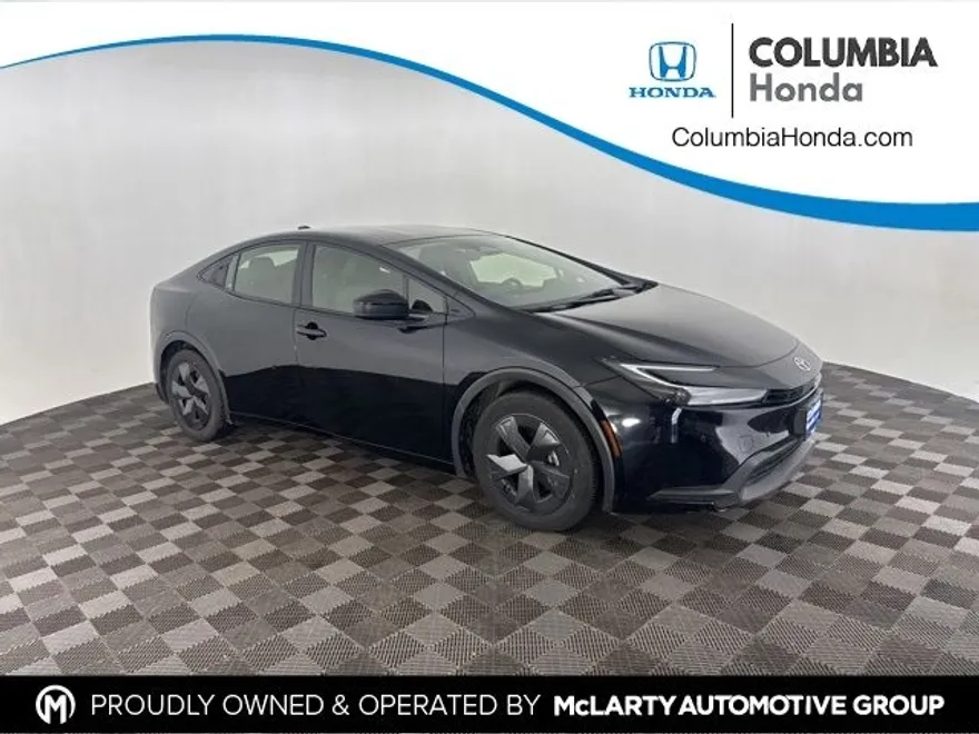 2024 Toyota Prius Limited photo 1