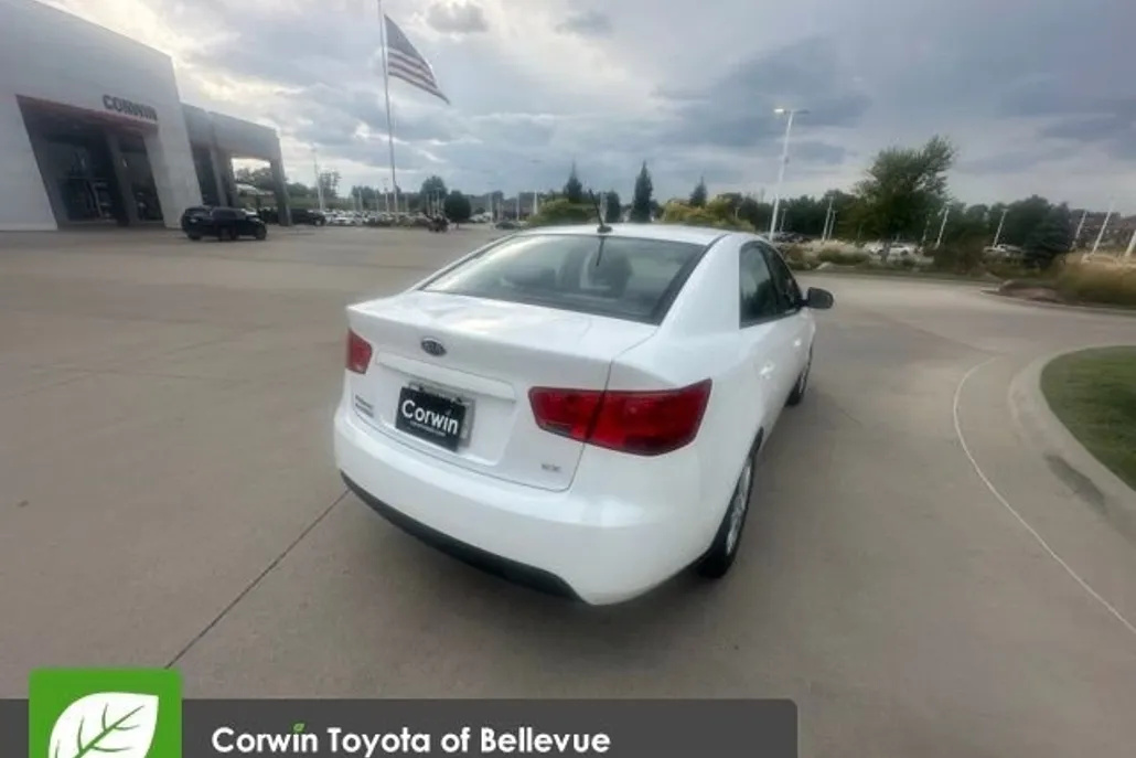 2012 Kia Forte EX photo 1