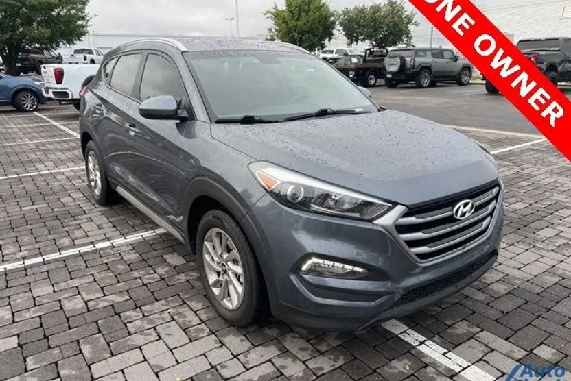 2018 Hyundai Tucson SEL photo 1